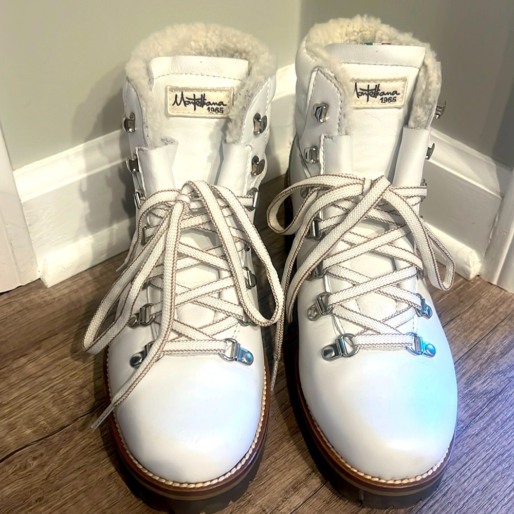 Montelliana white hiking ski lodge boots made in Italy